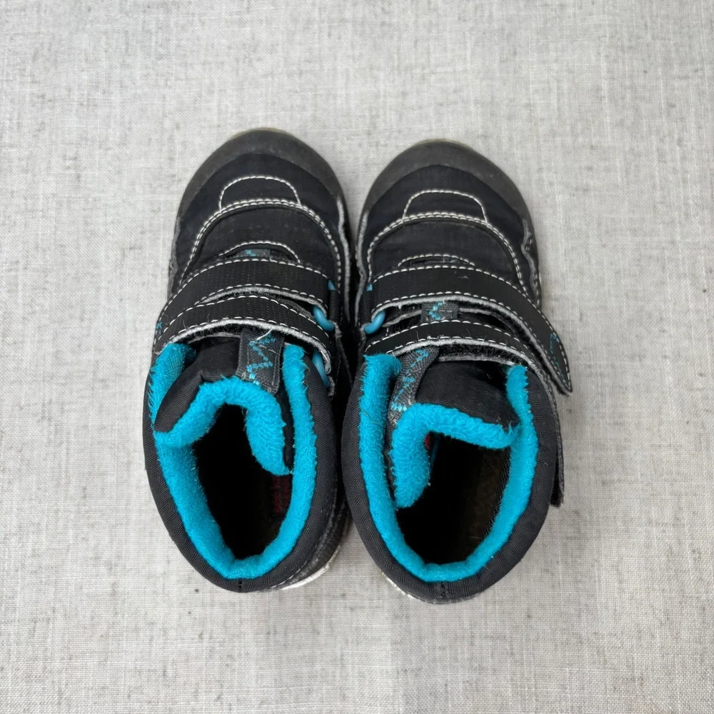 See‎ Kai Run Atlas Black Gray Snow Boot Rain Boot Waterproof Insulated Kids 10.